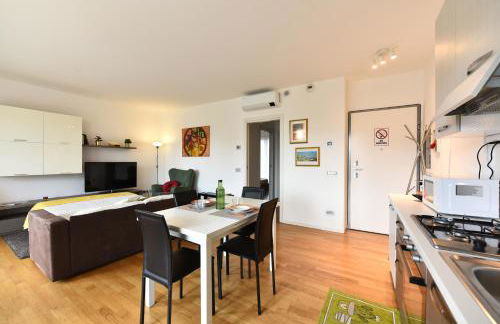 GuestHost - Casa Kikka luminoso bilo con balcone - Foto 6