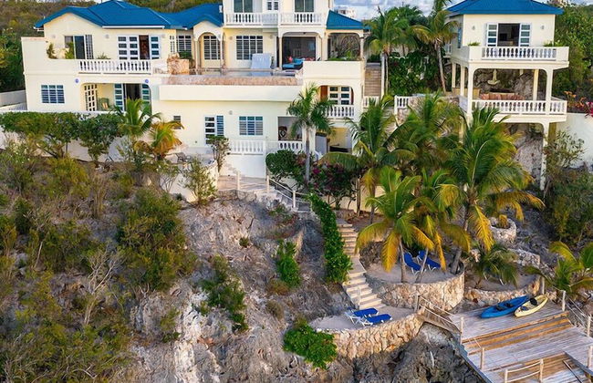 Ambrosia Villa - Foto 1