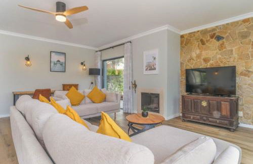 Casa Talay 4 Bedroom Pool Villa - Meia Praia Beach, Lagos - Foto 37