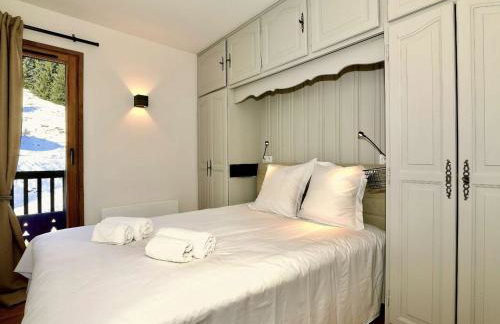 Appartement rénové 42m² - 4 pers - Courchevel 1550, Sud, skis aux pieds, proche centre, parking inclus - FR-1-631-121 - Foto 4