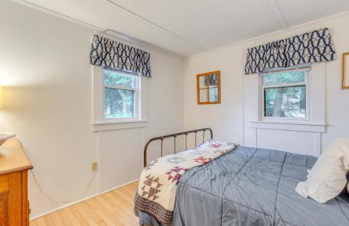 Idyllic Lakefront Cottage Near Mount Sunapee - Foto 15