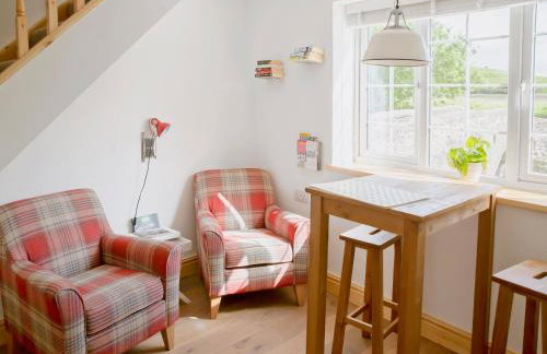 Riverbank Cottage - Photo 3