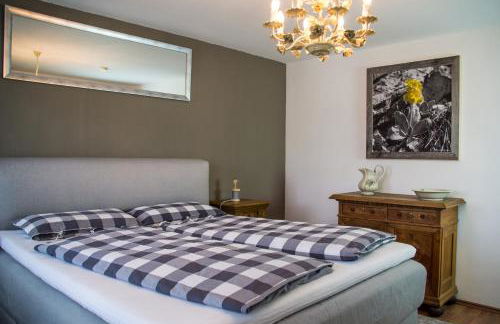 Ferienwohnungen im Dorfwirt - Foto 1