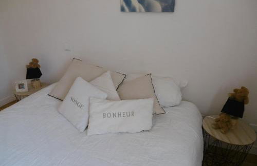 Le petit mas en provence avec piscine - Photo 35