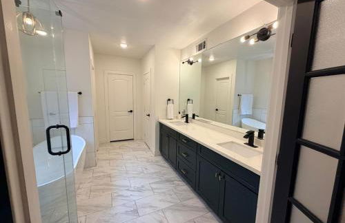 Spacious 4BR near FIFA, NRG, Downtown, Zoo, Hermann Park & Med Center - Foto 28