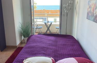 Comfy 2 min to Beach - AC - Photo 5