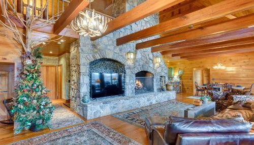 Lakefront Custom-Built Mentone Home Game Room! - Foto 5