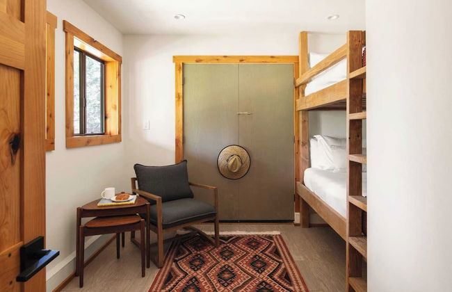 Timberline by Avantstay Stunning Chalet Cabin w/ Hot Tub, Pool Table & Home Theater! - Foto 22