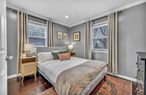 Swim and Relax In our Pool and Hot Tub and Recently Renovated - Photo 37