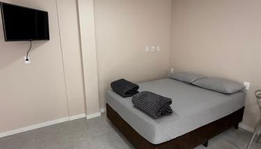 AP frente à praça bem localizado - Foto 4