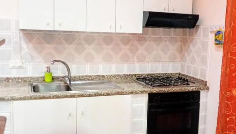 SANGIORGIO Beachfront APT - Foto 5, stove, minibar