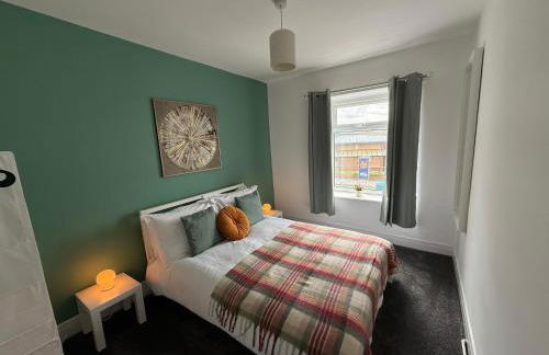 Duke's Retreat - 4 BR Sleeps 8 Ideal 4 Contractors - Foto 29