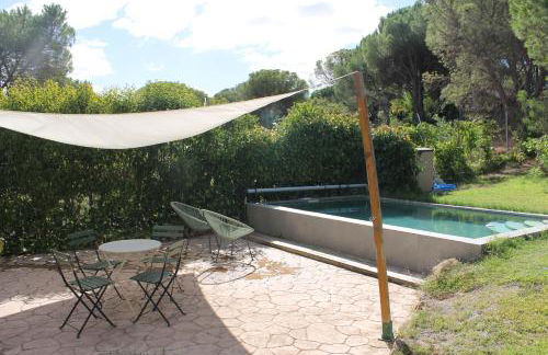 Casa con piscina y vistas al Pantano de San Juan - Foto 13