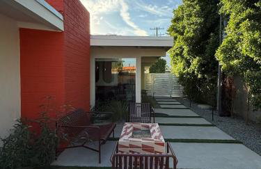 Aerhaus - Mid-Century Oasis - Foto 12