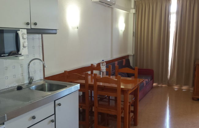 Apartaments Mar Blau - Photo 12