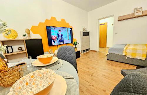 Fewo Honey, ganze Ferienwohnung mit 3 Schlafzimmern, Waschmaschine,Businesswohnung, Monteurzimmer - Foto 6