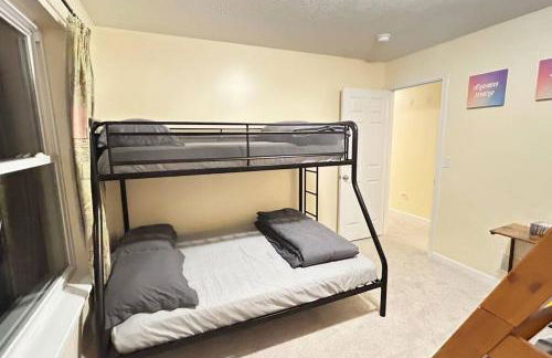 Modern 5 Bedroom Pocono house - Jacuzzi - Gameroom - Near Lake - Golf Couse - Foto 21