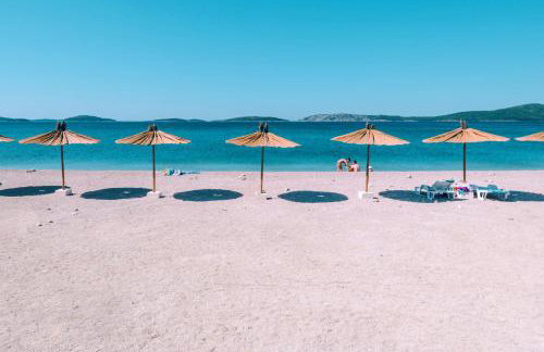 Family friendly house with a swimming pool Sibenik - 24444 - Foto 2