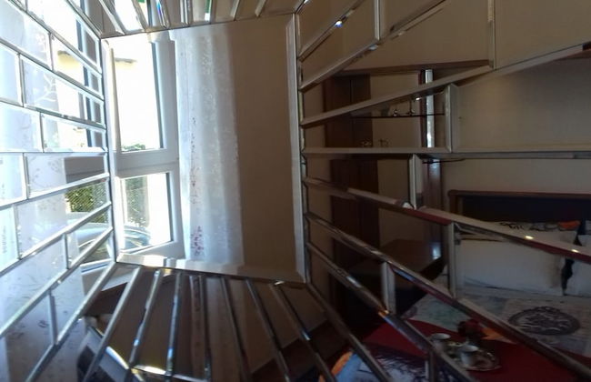 Arona-lake Maggiore Apartment in Quiet Area Suitable for Families - Foto 4