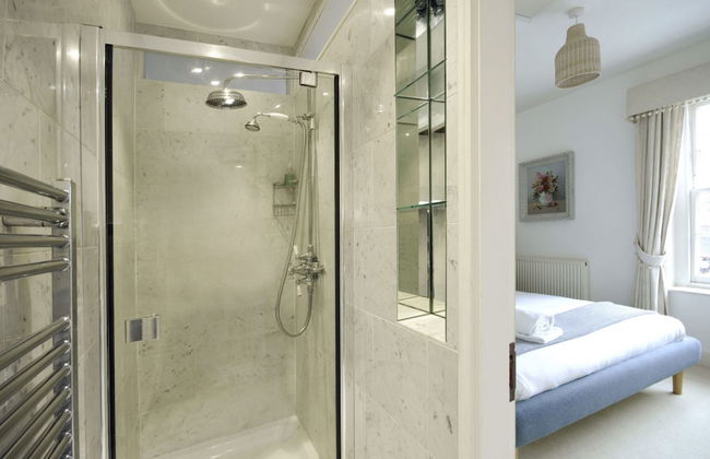 Dolls House - Luxury Townhouse - From 400 Per Night - Foto 36