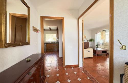 Charming Catalan Villa with Pool & Views - Foto 36