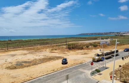 Meia Praia - Foto 40