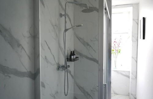 Falkirk City Centre Stylish Two-Bedrooms Apartment - Foto 27