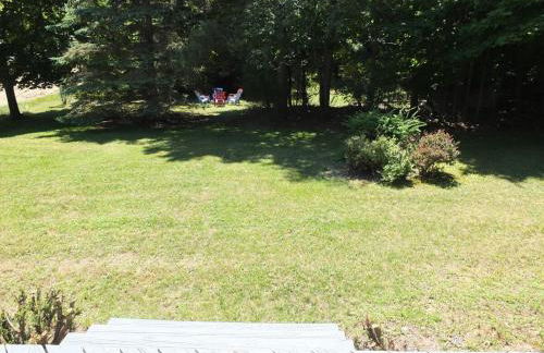 The Maple Cottage - Walk to Beach & Lake Michigan - Foto 10