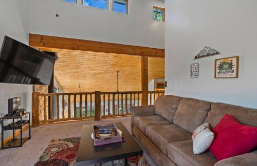 Secluded Mtn home by Purg, Hot Tub, Views! Pets ok - Foto 32