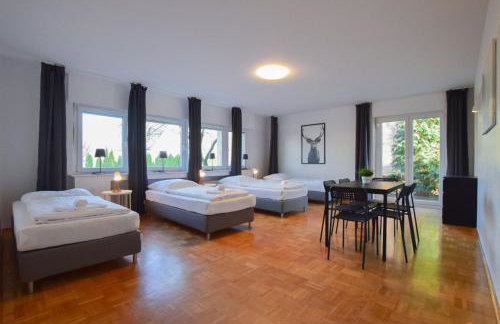 Tolstov Apartments - 1 , 3 and 4 Room Apartments - 20 min Messe DUS & Airport DUS - Foto 27