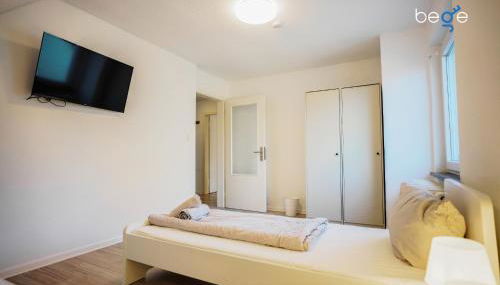 BEGE APARTMENTS Work Essentials - Photo 4, towels