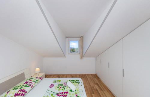 Apartment Ela - Photo 30