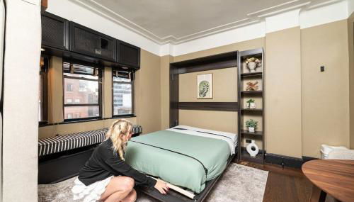 Unbeatable Location The Heart of NYC 1 BDR W GYM - Foto 2, towels, wardrobe