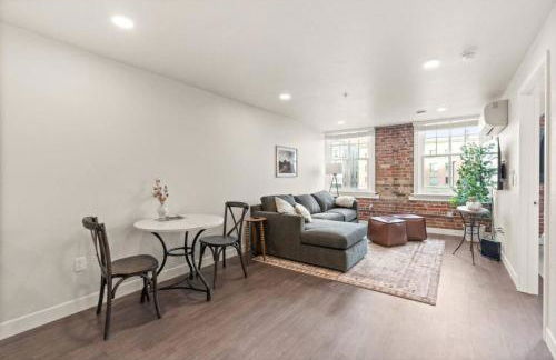 Spacious, King Bed, w Pool Table & Brunch Below! 303 - Foto 12