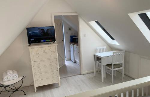 Hewarts Lodge, Brand New Property, 1 Mile From The Beach, 15 Minutes From All Goodwood Events - Foto 9