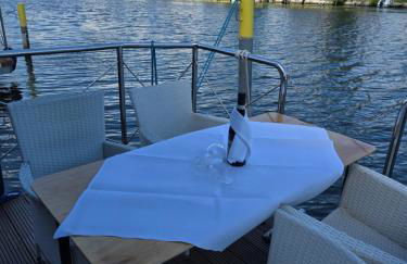 Festliegende Wohnboote Marina Niederhavel - Foto 1