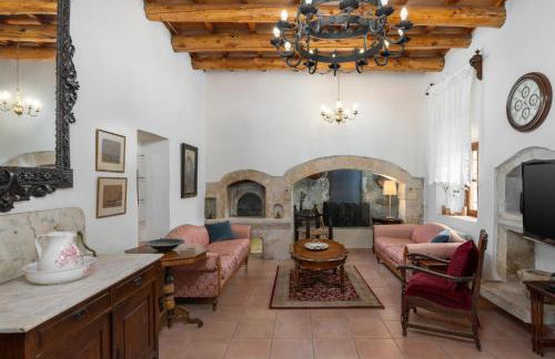 The Olive Mill House - Luxe Villa, Classic Charm - Foto 18