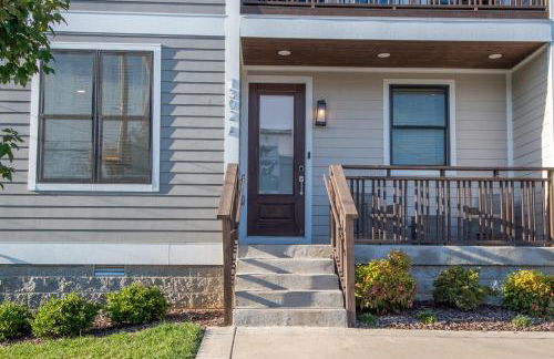 Great Family Home near Downtown - Foto 34