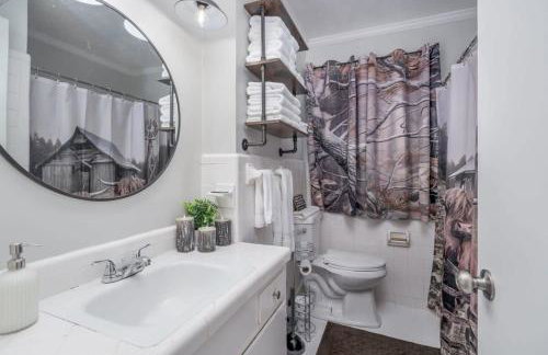 Touchdown Townhouse: Your Home near Stadium - Foto 15