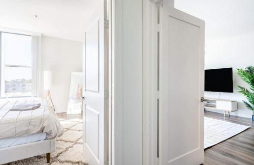 Sleek Marina Den, Central, Gym, Pool, King Bed - Foto 16