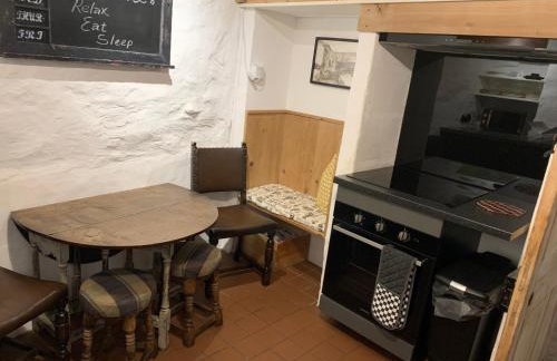 Market House, Mousehole - Photo 5