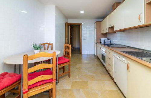Spacious apartment in Marbella - Photo 11