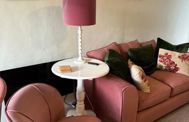 2 bedroomed cottage near quay - Foto 7