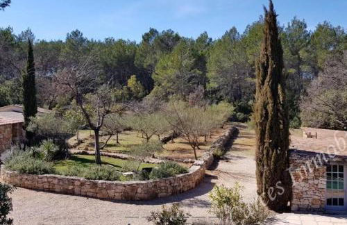 Superbe bergerie en cœur de foret avec piscine privée lac rivière cascades - Foto 8