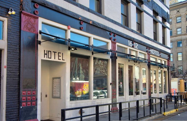 Delightful En Suite Studio - Photo 23