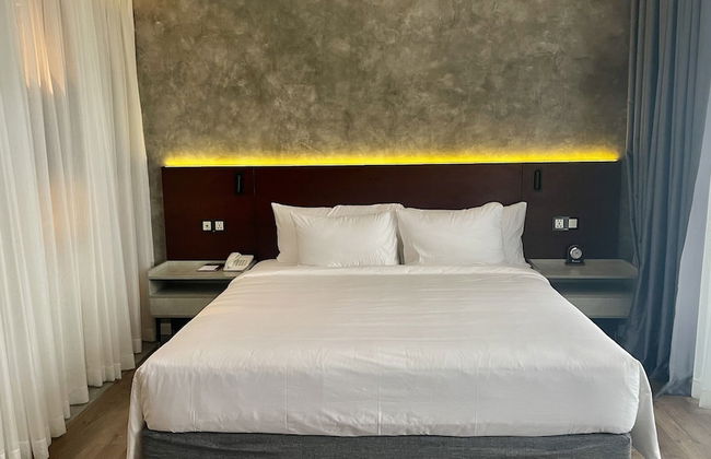 NEWCC HOTEL & SERVICED APARTMENT - Photo 14