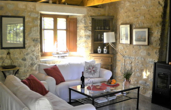 Stone House For You - Photo 12