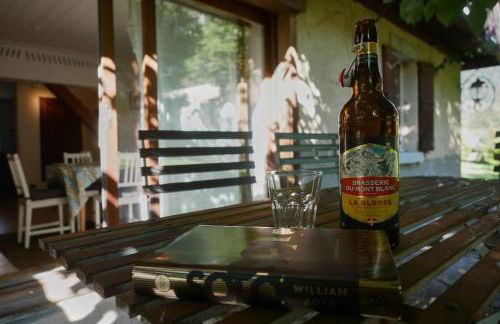 Beautiful 3 Star renovated Apt Sleeps 7 - Photo 3