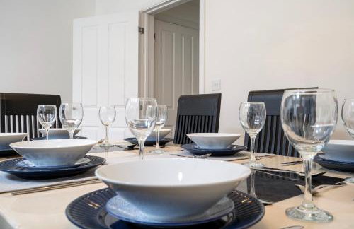 London 4-Bed in Coulsdon, 20 mins Gatwick, Parking - Foto 34