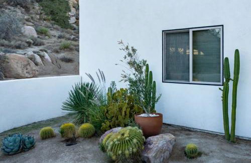 Boulder Surrounded Escape- ANOTHERdeserthouse - Foto 51